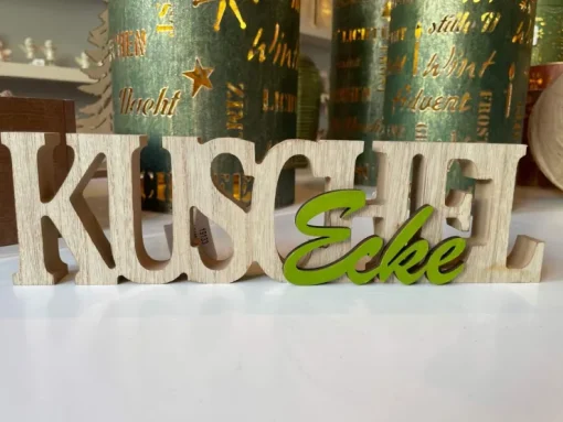 Deko Schriftzug "KuschelEcke" 29 x 8 cm Natur Grün | 19133 - Holz Dekoration