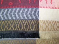 Halstuch Schal mit Hirsch Stickereien - Rot