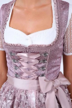 Krüger Dirndl "Palila" Spitzenschürze 409561 | Flieder - 50cm