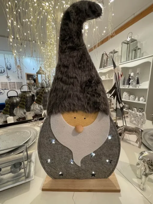 LED Holz Wichtel Dekofigur "Santa" 60 cm Grau | 10138 - Adventsdekoration