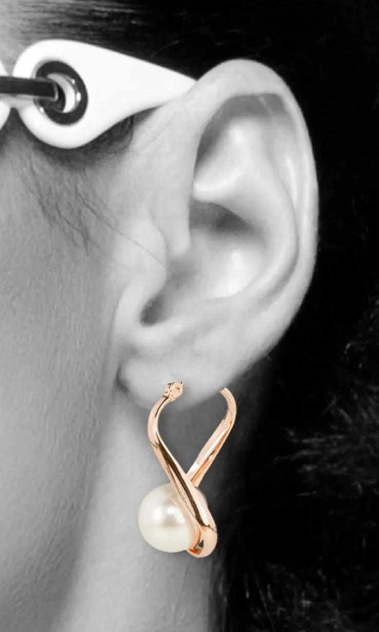 LUISIA® Geschwungene Ohrringe "Liora" mit Perle von Swarovski® - Rosegold / White Pearl