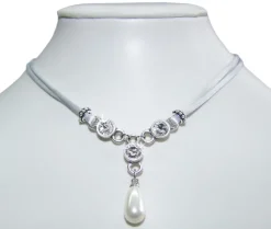 LUISIA® Halskette Cami mit Kristallen von Swarovski® und Perle - Silber