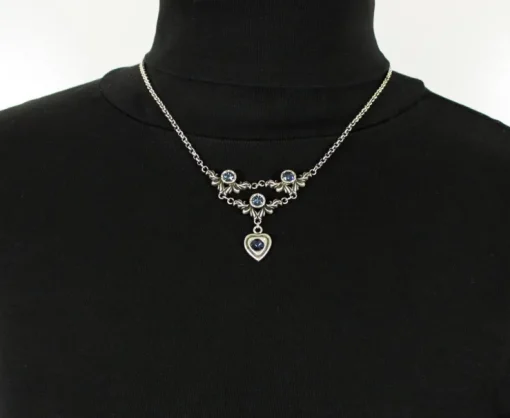LUISIA® Halskette Isabel mit Herz und Kristallen von Swarovski® - Dunkelblau