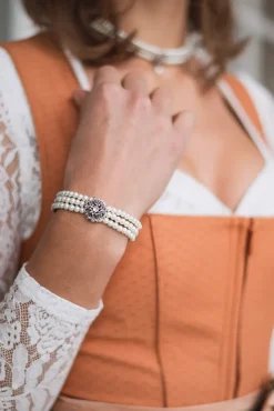 LUISIA® Perlencollier "Nyala" 3-reihig mit Kristall von Swarovski® 48322-1