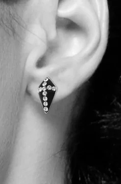 LUISIA® Schwarze Ohrringe mit Kreuz aus Kristallen von Swarovski® - 925 Sterling Silber