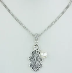 LUISIA® Silberne Doppelhalskette mit Eichblatt und Kristallen von Swarovski®