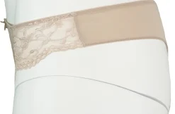 Nina von C. String mit floraler Spitze 48101971 | Latte Macchiato