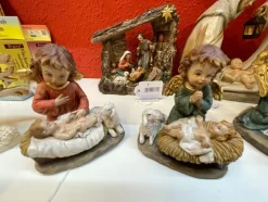 Schutzengel mit Jesuskind 9 cm Blau | 27615 Krippenfigur Weihnachtsdekoration